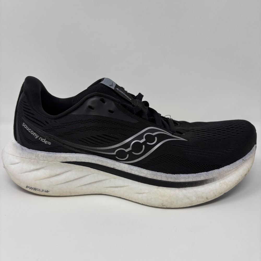 Saucony Ride 18 Womens Size 8 Black White Athletic Running Shoes (S11000-100)